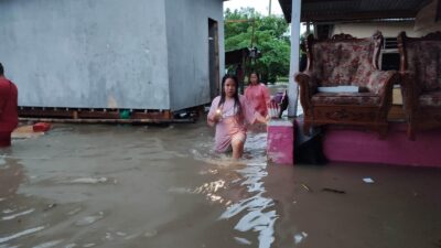 Banjir Malunda, Satu Rumah Hanyut Terseret Arus