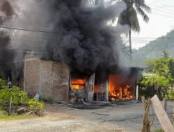 Rumah Warga Kalukku Hangus Terbakar, Sumber Api Diduga dari Sang Anak