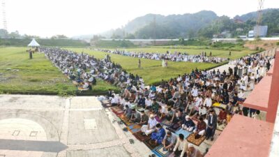 Ratusan Jemaah Muhammadiyah Salat Iduladha di Stadion Manakarra Mamuju