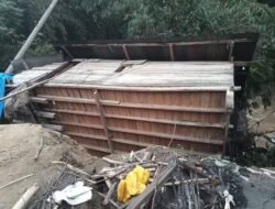 Longsor di Mamasa, Satu Rumah Jatuh ke Sungai