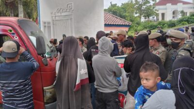Bupati Mamuju Didemo Warga karena tak Terima Bantuan Gempa