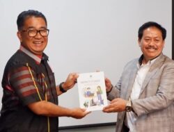 Tingkatkan Budaya Literasi di Sulbar, Akmal Malik Minta Bantuan Buku dari Perpusnas