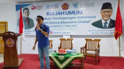 Berkunjung ke Mamuju, Eko Patrio Sharing Pengalaman Dengan Mahasiswa Unimaju