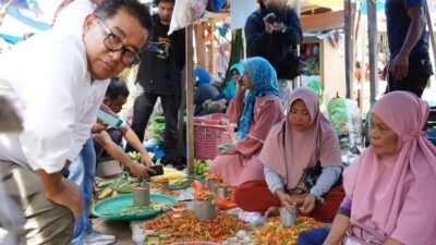 Jelang Ramadhan, Pj Gubernur Sulbar Pantau Harga Bahan Pokok di Pasar