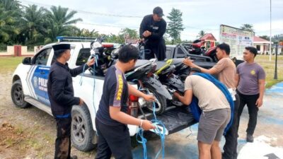 Satlantas Polres Mamuju Tengah Angkut Puluhan Motor Pelaku Balap Liar ke Mapolres