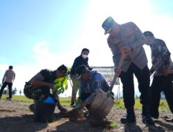 Pj. Gubernur Bahtiar: Aksi Tanam Pohon Harus Dibarengi dengan Penanganan Sampah