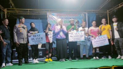Penutupan Turnamen Bola Voli Putri CV KM Cup II Dihadiri Langsung Wabup Pasangkayu