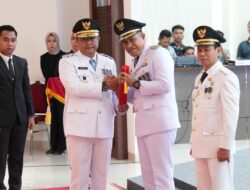 Pj Gubernur Bahtiar Lantik Sekretaris DPRD Sulbar sebagai Pj Bupati Polewali Mandar