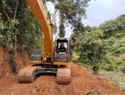 Sasaran Fisik TMMD ke-123 Ada Pembukaan Jalan Sepanjang 4Km X 8M, Anggota Satgas TMMD : Ini Dapat Memberi Dampak Positif