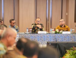 Jawab Keresahan Warga, Gubernur Sulbar : Cabut Izin Tambang Harus Ikuti Proses Hukum