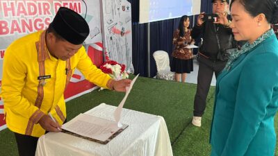 Bupati Mamasa Buka Festival Budaya dan Kukuhkan Bunda Literasi 2025