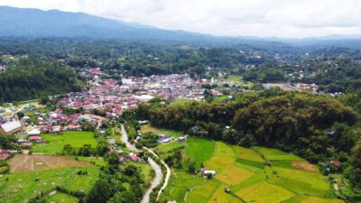 Menelusuri Pesona Alam Mamasa dari Puncak Kampung Bambu Buntubuda