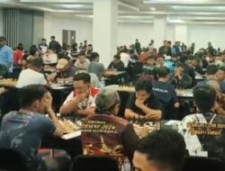 Tujuh Atlet Asal Mamasa Beradu Strategi di Kejurnas Catur ke-50