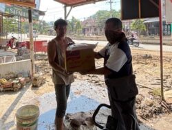 Melalui Tim AcehKini, Donasi SulbarKini dan Partner Disalurkan ke Penyintas Banjir Bandang di Bireuen
