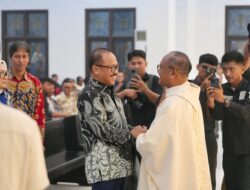 Pastikan Ibadah Natal Berjalan Aman, Gubernur Sulbar  Turun Langsung Sambangi Sejumlah Gereja di Mamuju