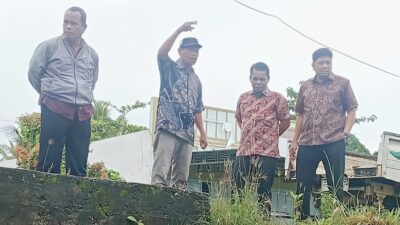 Hujan Deras Picu Genangan, Kadis PUPR Pasangkayu Tinjau Sistem Drainase