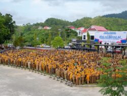Halalbihalal dengan Pegawai Pemprov Sulbar, Gubernur SDK: Mohon Maaf Lisan dan Berjabat Tangan Itu Beda