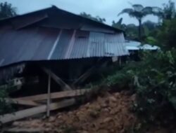 Diguyur Hujan Deras, Rumah Warga di Mamasa Tertimbun Longsor