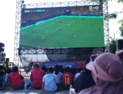 Serunya Nobar Piala Dunia-CFD di Arteri Mamuju: Penonton Bersorak, Lapak UMKM Ketiban Rezeki 