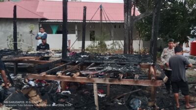 Rumah Kepala Dusun di Majene Ludes Terbakar, Penyebab Pasti Kebakaran Belum Diketahui