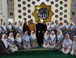 Herny Agus Hadiri Pengajian BKMT Tikke Raya, Ajak Perkuat Ukhuwah dan Cinta Al-Qur’an