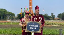 Badan Penghubung Sulbar Kenalkan Pakaian Adat Kalumpang di Festival Negeri Kami 2026